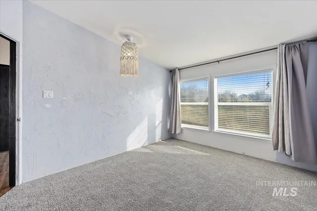 $415,000 | 2476 South 1100 East, Hagerman, ID 83332