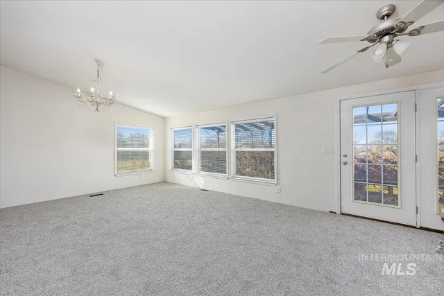 $415,000 | 2476 South 1100 East, Hagerman, ID 83332