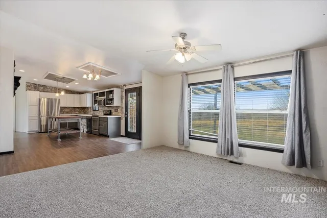 $415,000 | 2476 South 1100 East, Hagerman, ID 83332