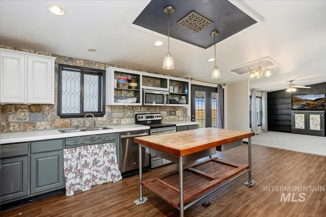 $415,000 | 2476 South 1100 East, Hagerman, ID 83332