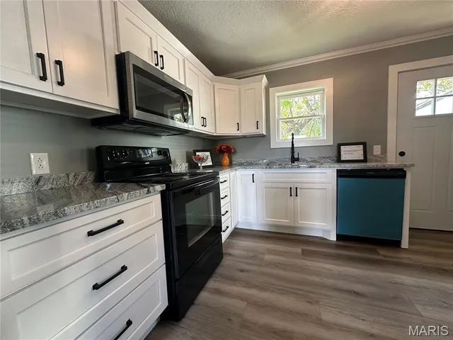 $149,900 | 406 Perry Street, Lebanon, MO 65536