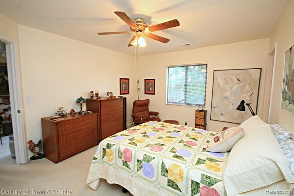 1506 Meadowside Drive Rochester, MI 48307 - Photo 17 of 21