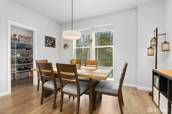 $709,000 | 13717 Admiralty Way, Unit G1, Lynnwood, WA 98087