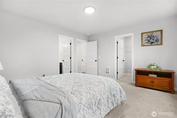 $709,000 | 13717 Admiralty Way, Unit G1, Lynnwood, WA 98087