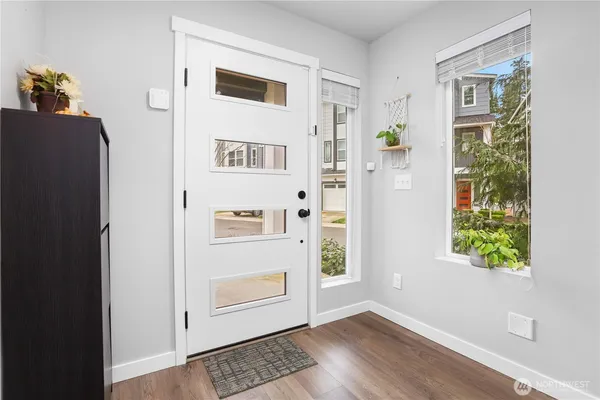 $709,000 | 13717 Admiralty Way, Unit G1, Lynnwood, WA 98087