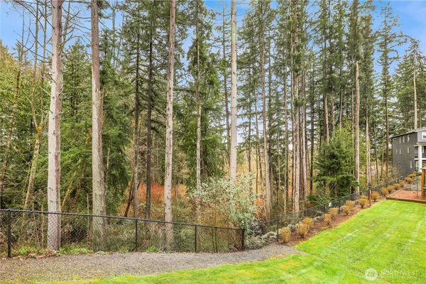 $709,000 | 13717 Admiralty Way, Unit G1, Lynnwood, WA 98087