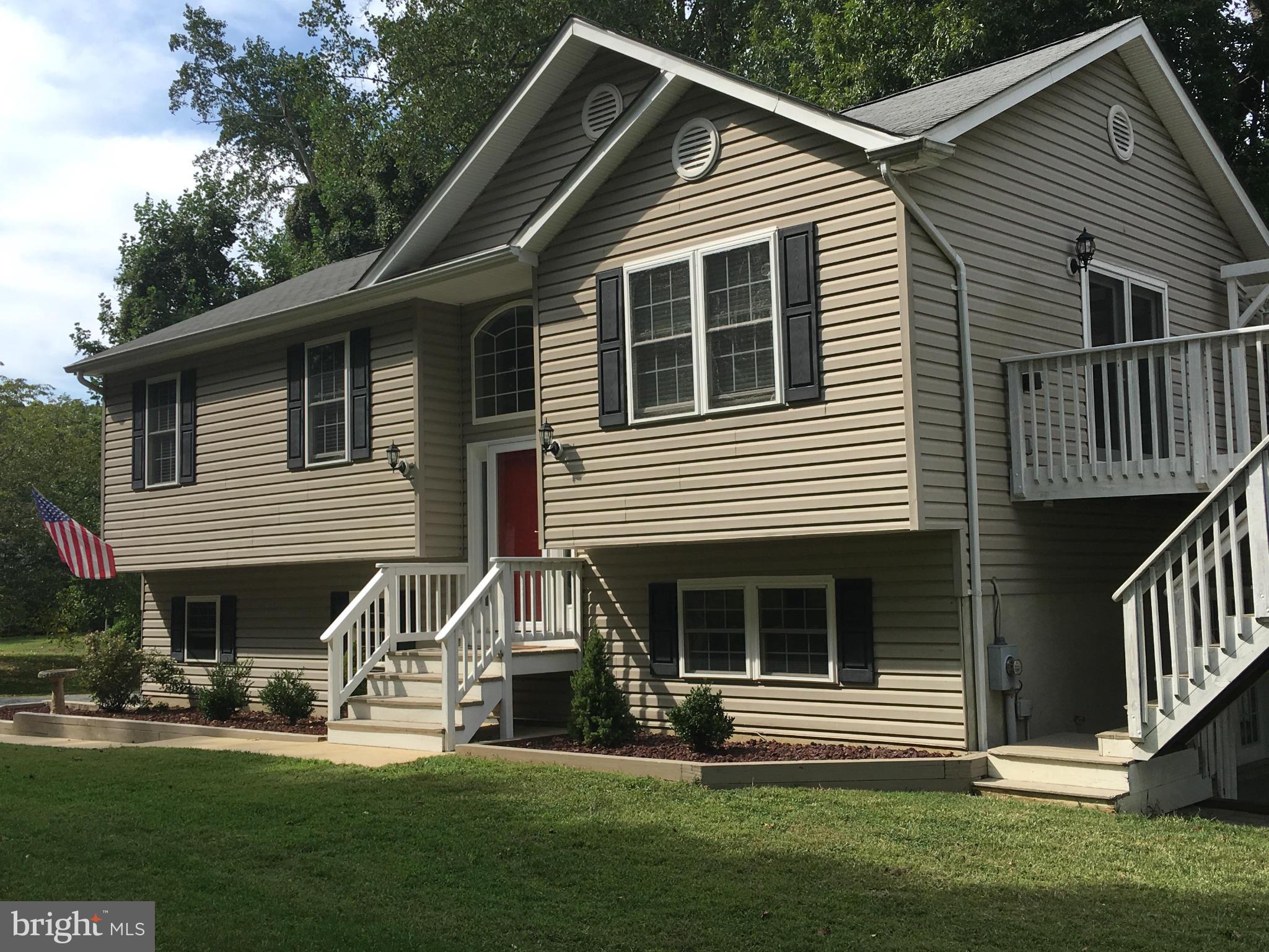 3144 Holland Cliffs Road Huntingtown, MD 20639 - Photo 1 of 16 Exterior (Front)