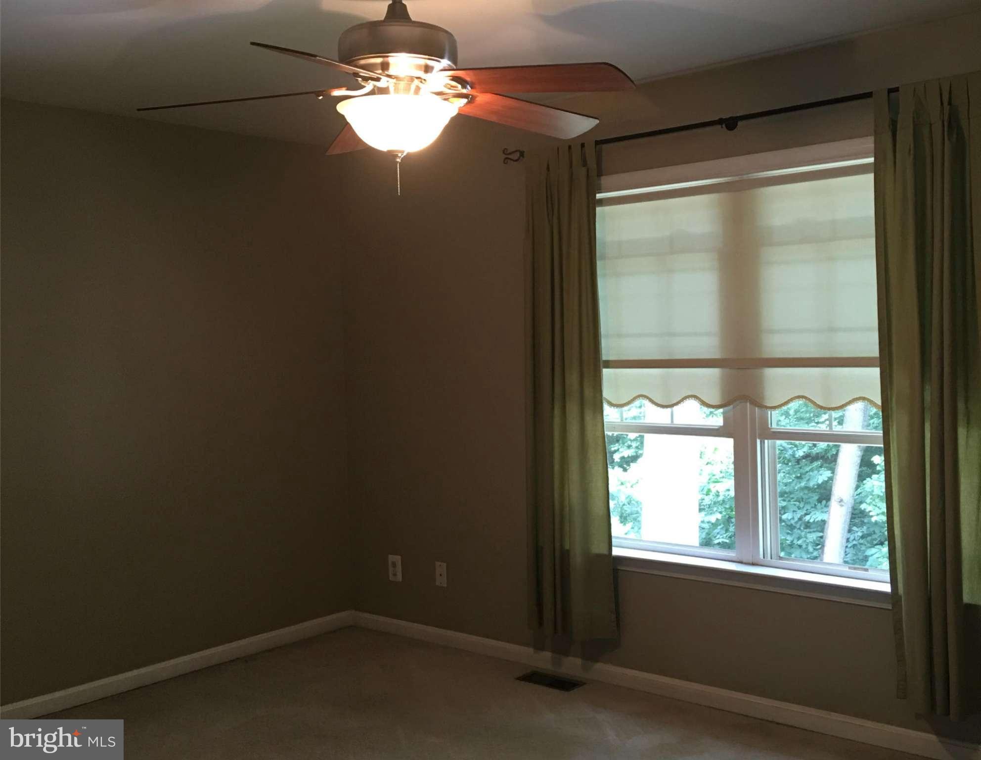 3144 Holland Cliffs Road Huntingtown, MD 20639 - Photo 6 of 16 Bedroom (Master)