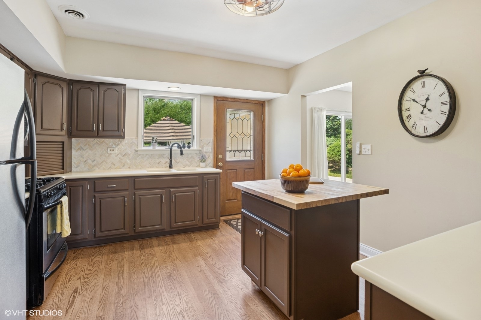 3N276 North Howard Avenue Elmhurst, IL 60126 - Photo 10 of 29 a kitchen with a sink appliances and a window