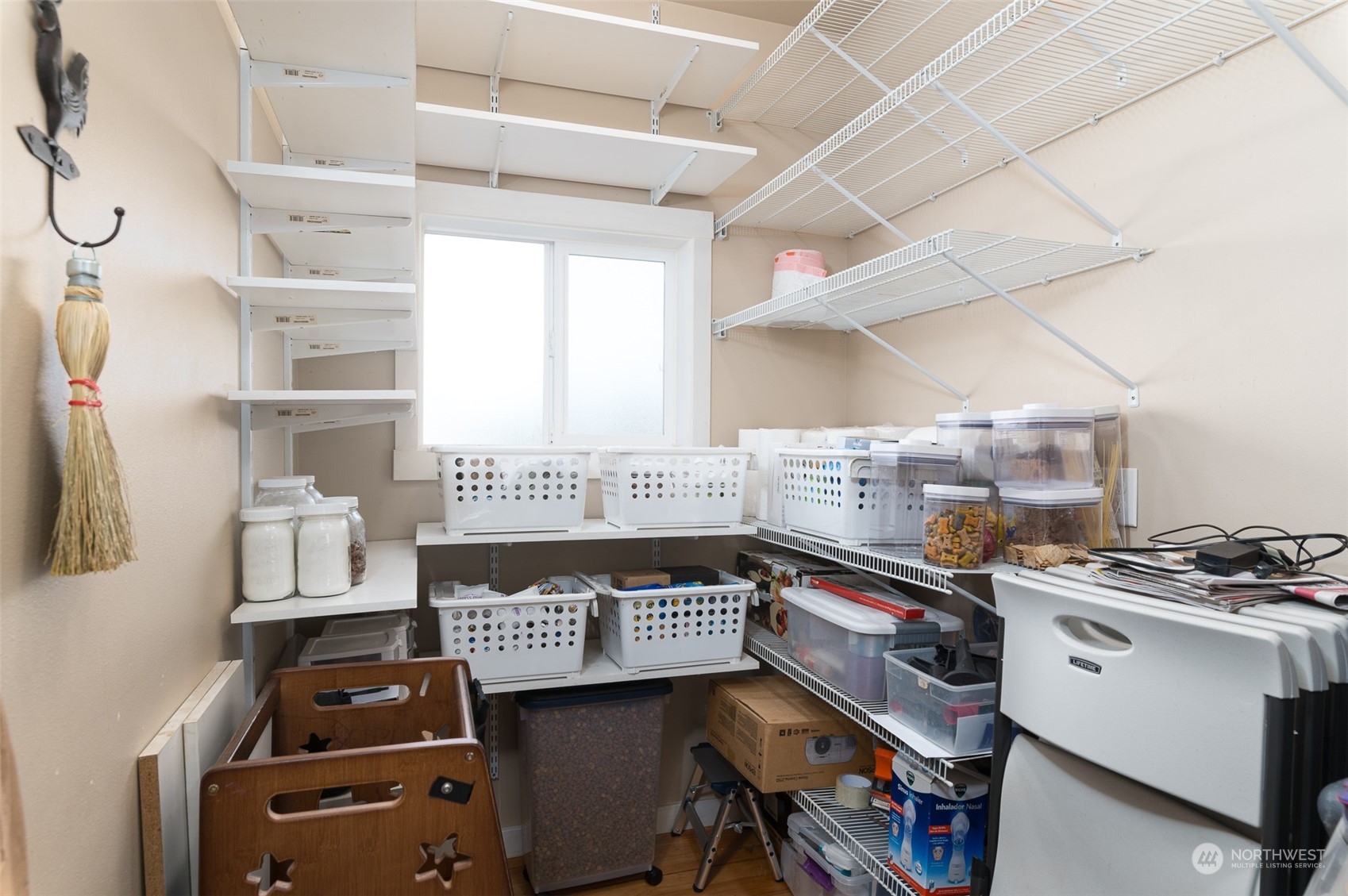 5757 Barr Road Ferndale, WA 98248 - Photo 12 of 40 a kitchen with a stove and a refrigerator