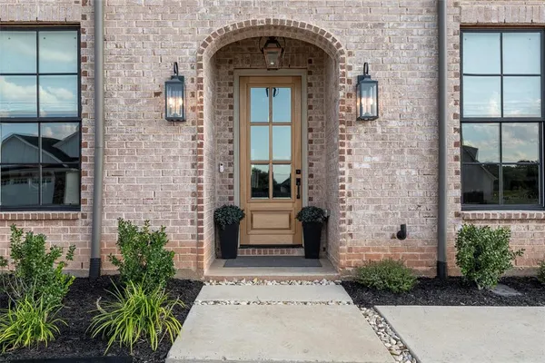$649,900 | 12014 Kenai Circle, Woodway, TX 76712
