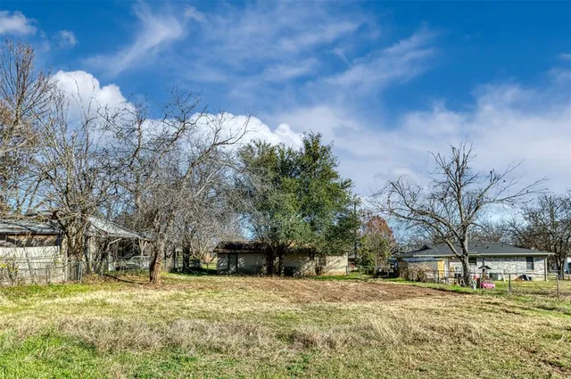 $1,700 | 1407 Franklin Street, Weatherford, TX 76086