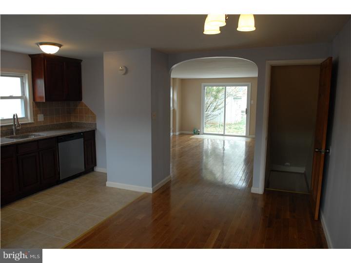 2837 Welsh Road Philadelphia, PA 19152 - Photo 5 of 11 Gallery Image 5
