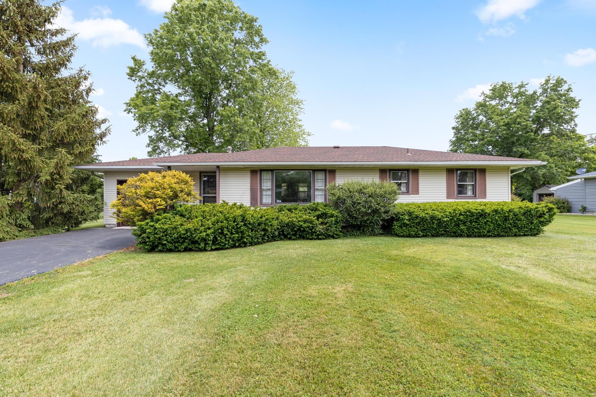 1148 Evergreen Road Marion, OH 43302 - Photo 3 of 14 Gallery Image 3