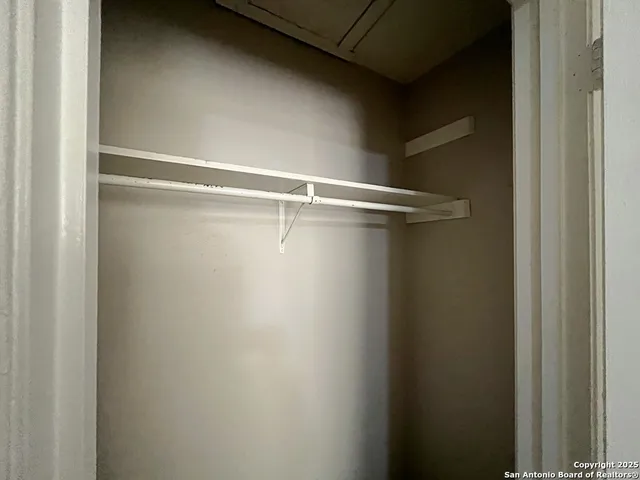 $925 | 2802 Lasses Boulevard, Unit 30, San Antonio, TX 78223