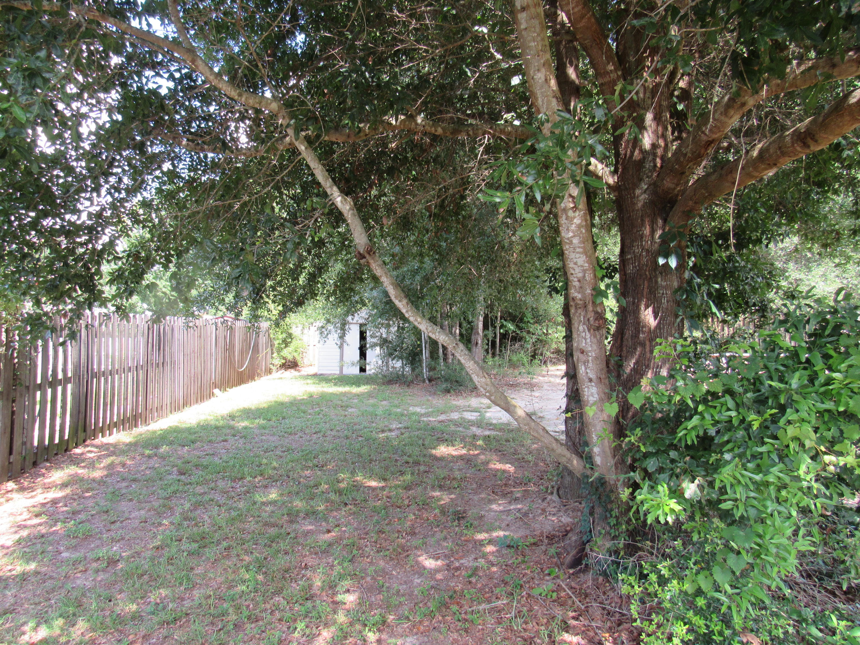 5208 Moore Loop Crestview, FL 32536 - Photo 36 of 37