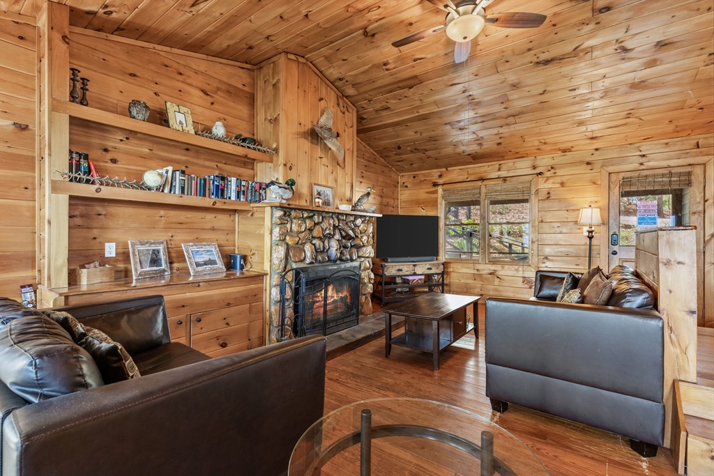 220 Eagles Ridge Morganton, GA 30560 - Photo 12 of 50