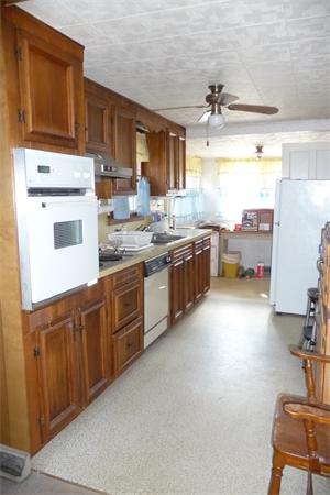 187 Snake Pond Road Gardner, MA 01440 - Photo 10 of 12 Gallery Image 10