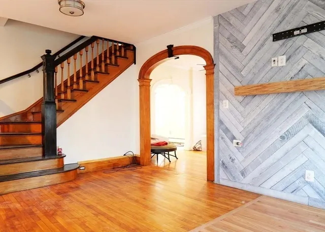 $4,100 | 21 Englewood Avenue, Worcester, MA 01603