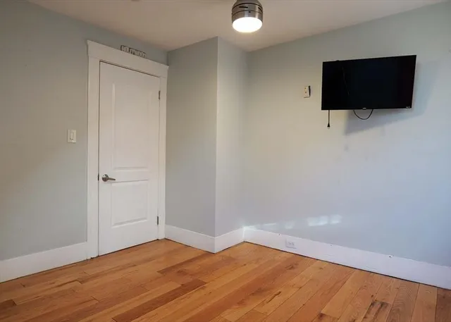 $4,100 | 21 Englewood Avenue, Worcester, MA 01603