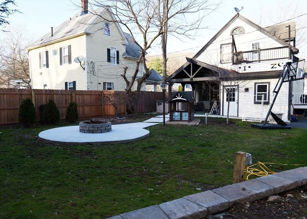 21 Englewood Avenue Worcester, MA 01603 - Photo 19 of 42