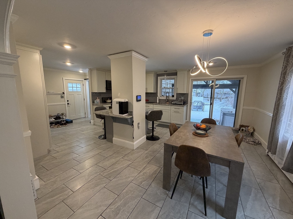 21 Englewood Avenue Worcester, MA 01603 - Photo 23 of 42