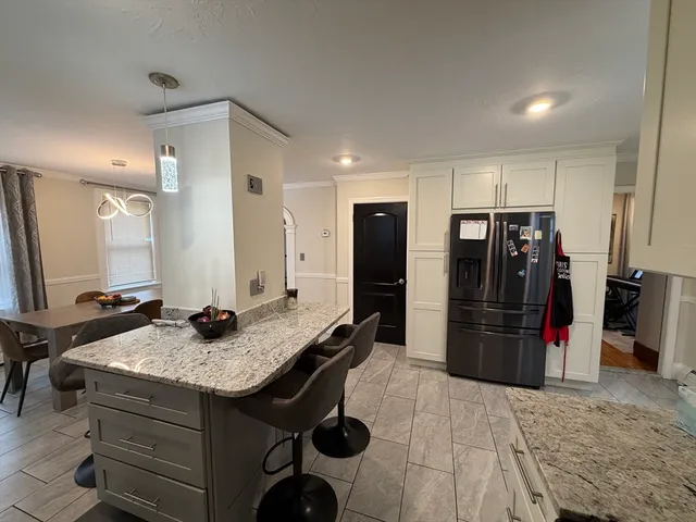 $4,100 | 21 Englewood Avenue, Worcester, MA 01603