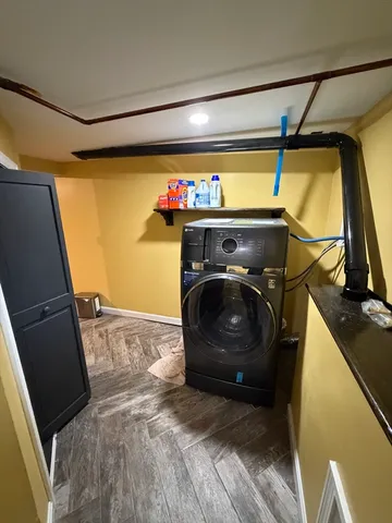 $4,100 | 21 Englewood Avenue, Worcester, MA 01603