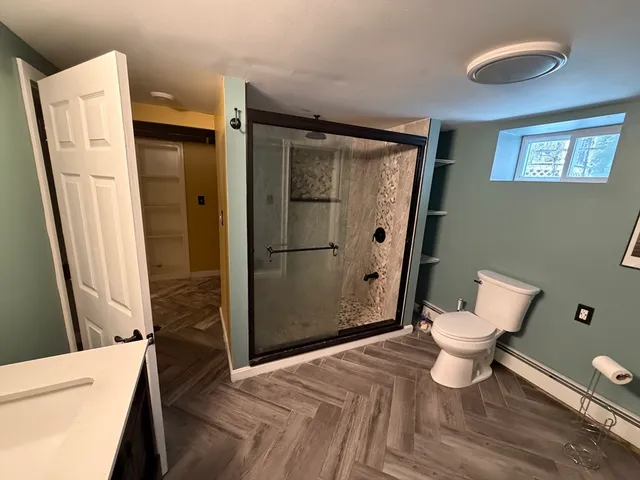 $4,100 | 21 Englewood Avenue, Worcester, MA 01603