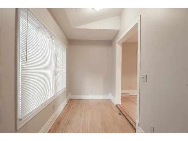 $2,750 | 4007 North Girard Avenue, Minneapolis, MN 55412