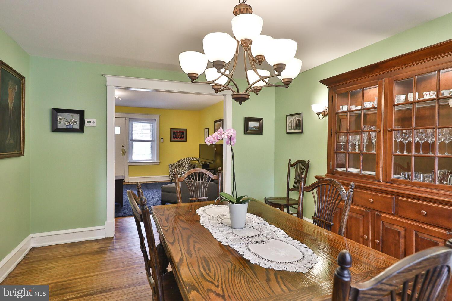 8 Pelham Road Philadelphia, PA 19119 - Photo 12 of 39 Gallery Image 12