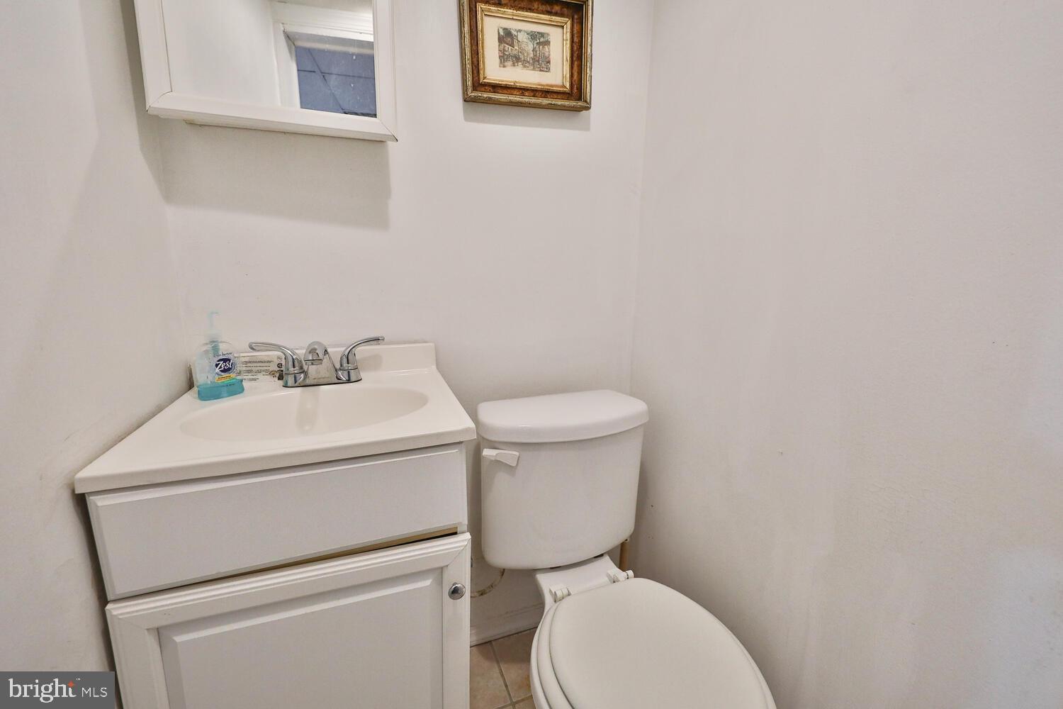 8 Pelham Road Philadelphia, PA 19119 - Photo 21 of 39 Gallery Image 21