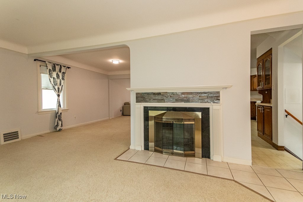 1656 Lyndhurst Road Lyndhurst, OH 44124 - Photo 7 of 39
