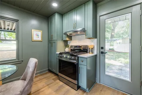 $389,900 | 1802 La Dawn Lane Northwest, Atlanta, GA 30318