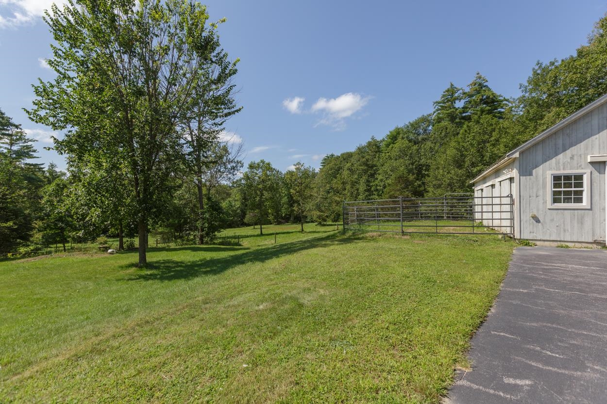 40 Cotton Road Deerfield, NH 03037 - Photo 27 of 40