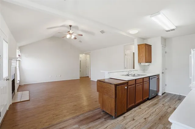 $265,000 | 212 Preston Drive, Cleburne, TX 76033