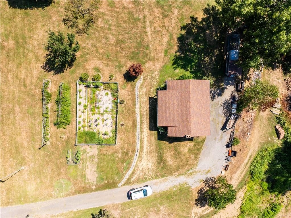 2145 Gypsy Glen Road Beaver, PA 15009 - Photo 5 of 46 swimming pool with yard