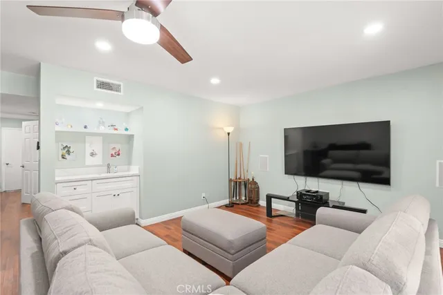 $7,200 | 23316 Almarosa Avenue, Torrance, CA 90505