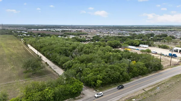 $350,000 | 12145 Fischer Road, Von Ormy, TX 78073