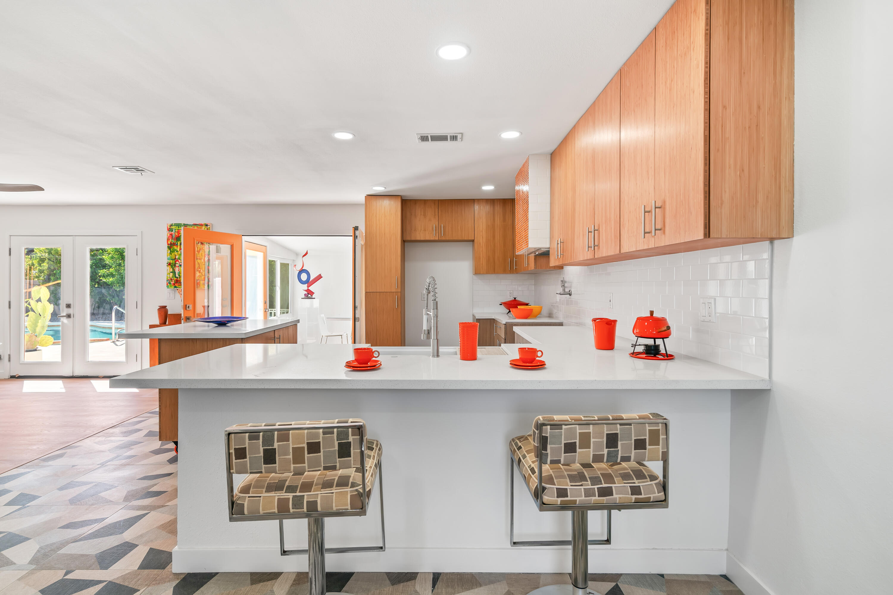 2627 North Cerritos Road Palm Springs, CA 92262 - Photo 14 of 64 Breakfast counter
