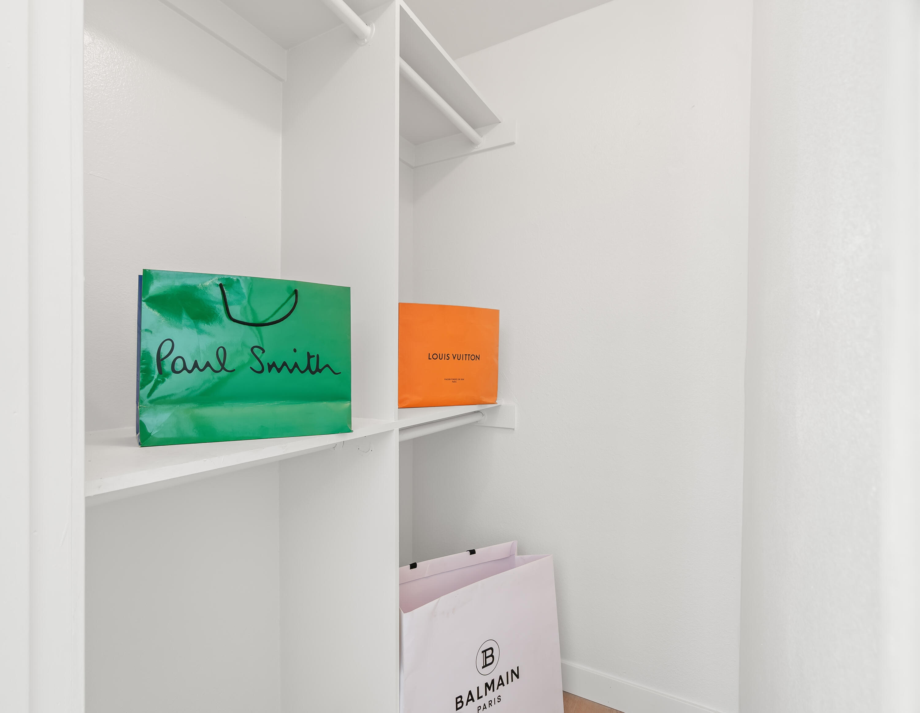 2627 North Cerritos Road Palm Springs, CA 92262 - Photo 24 of 64 Walk-in closet