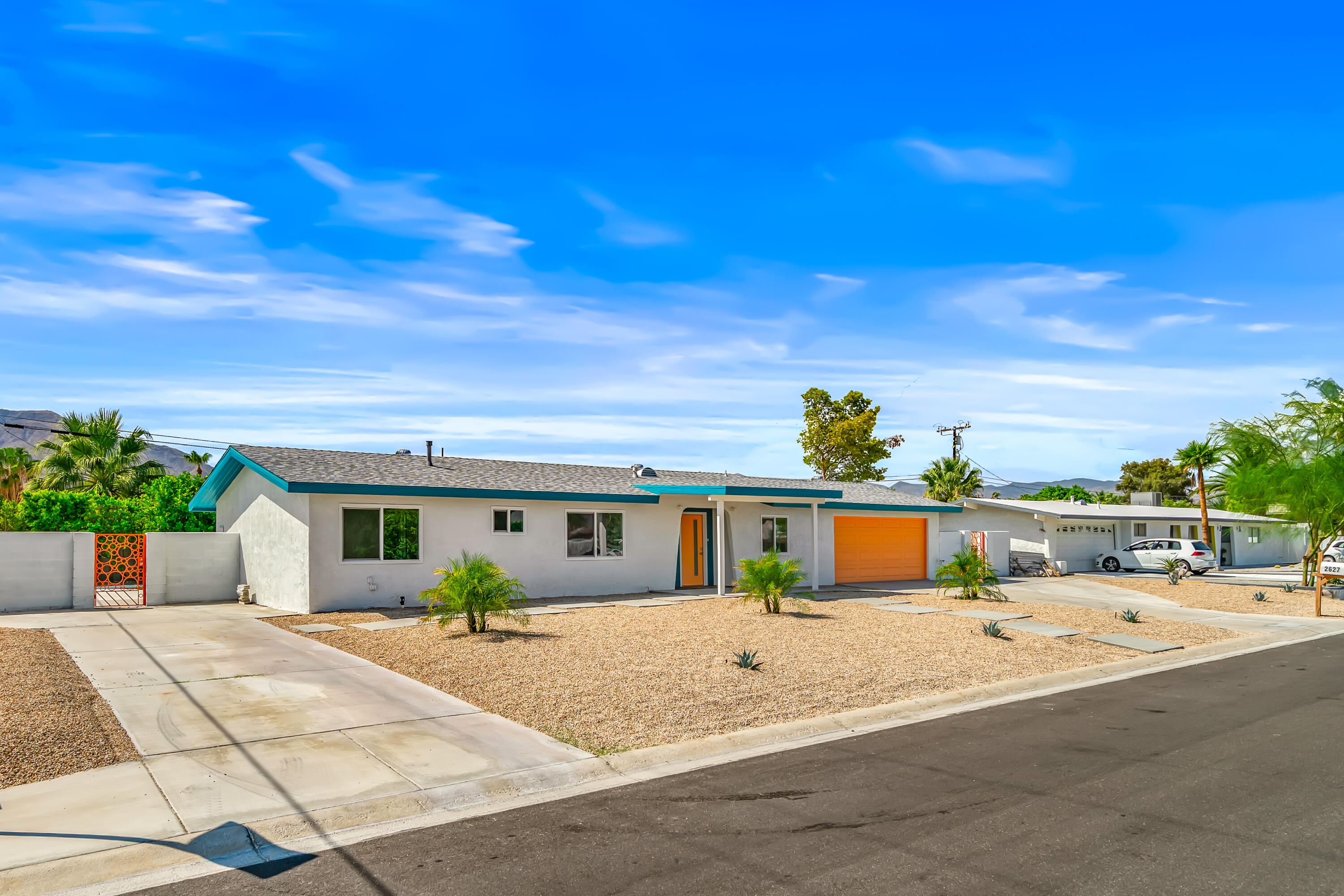 2627 North Cerritos Road Palm Springs, CA 92262 - Photo 3 of 64 Second drive ways