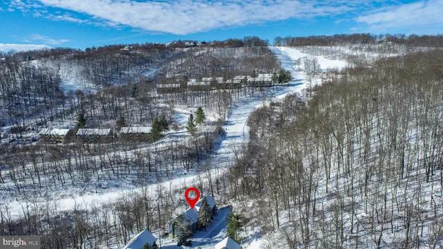 $429,900 | 33 Lakeview Court, Unit 2B, McHenry, MD 21541