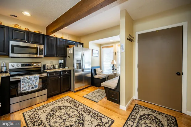 $429,900 | 33 Lakeview Court, Unit 2B, McHenry, MD 21541