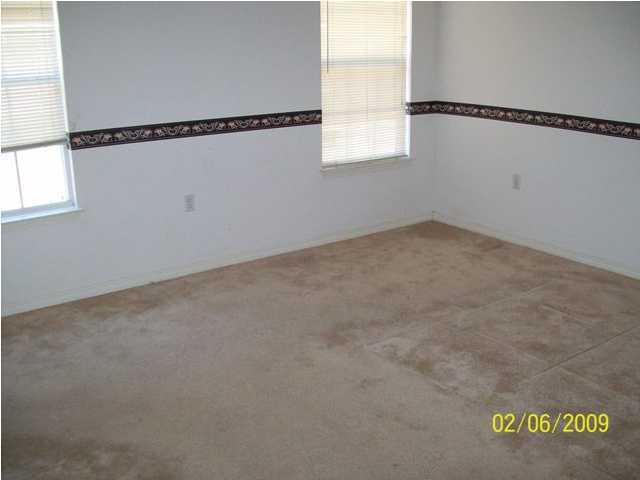 2723 River Run Road Navarre, FL 32566 - Photo 4 of 8 Gallery Image 4