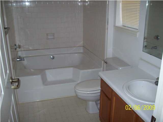 2723 River Run Road Navarre, FL 32566 - Photo 5 of 8 Gallery Image 5