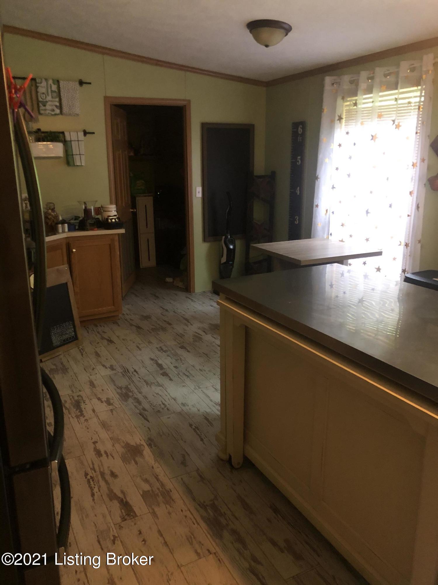 2865 Wright's Ridge Road Milton, KY 40045 - Photo 5 of 13 9F76BC68-1B27-414B-B51F-9EDCAC5B6385