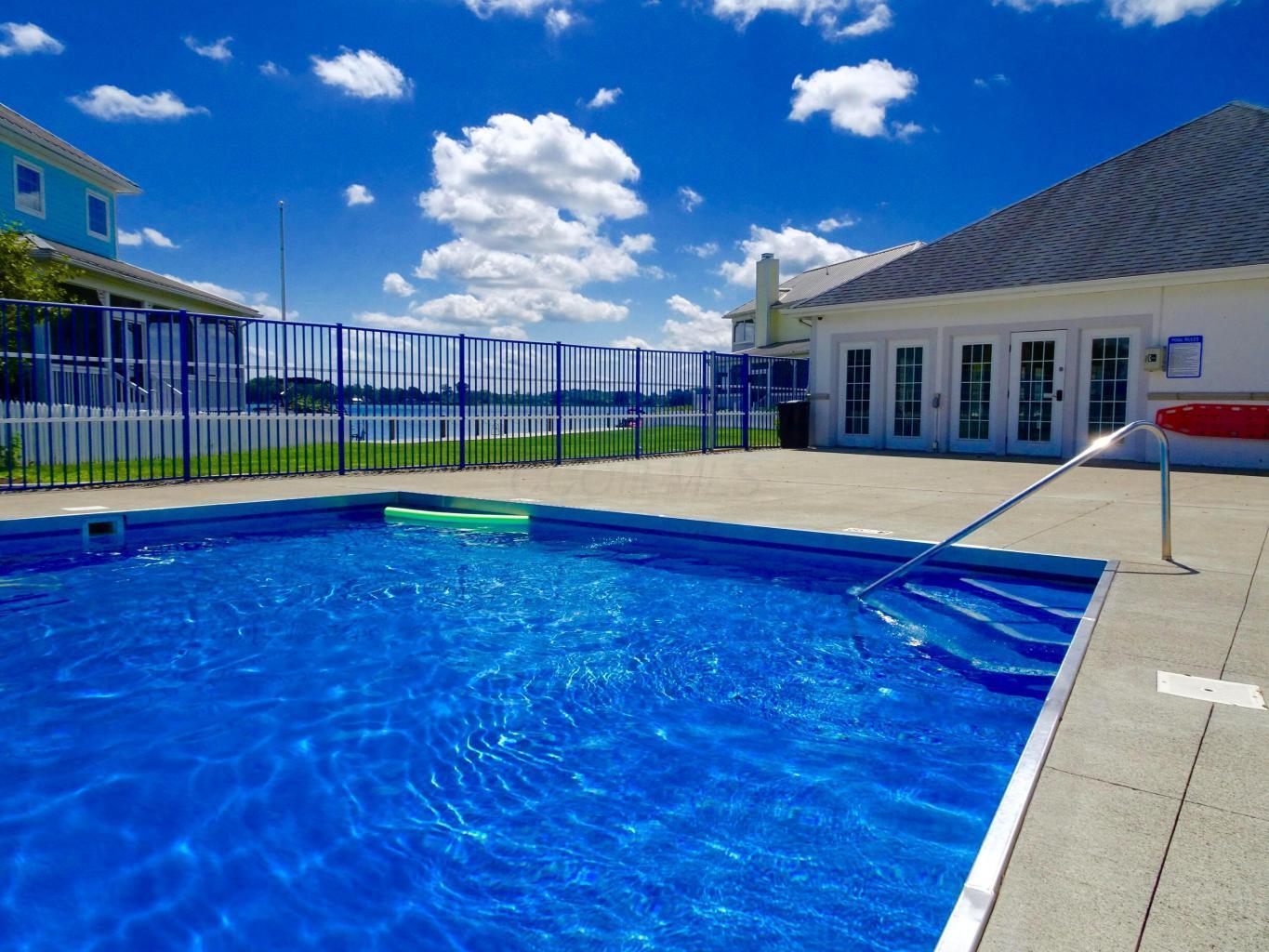 4401 Hunts Landing Road, Unit 204 Hebron, OH 43025 - Photo 19 of 24 Pool 2