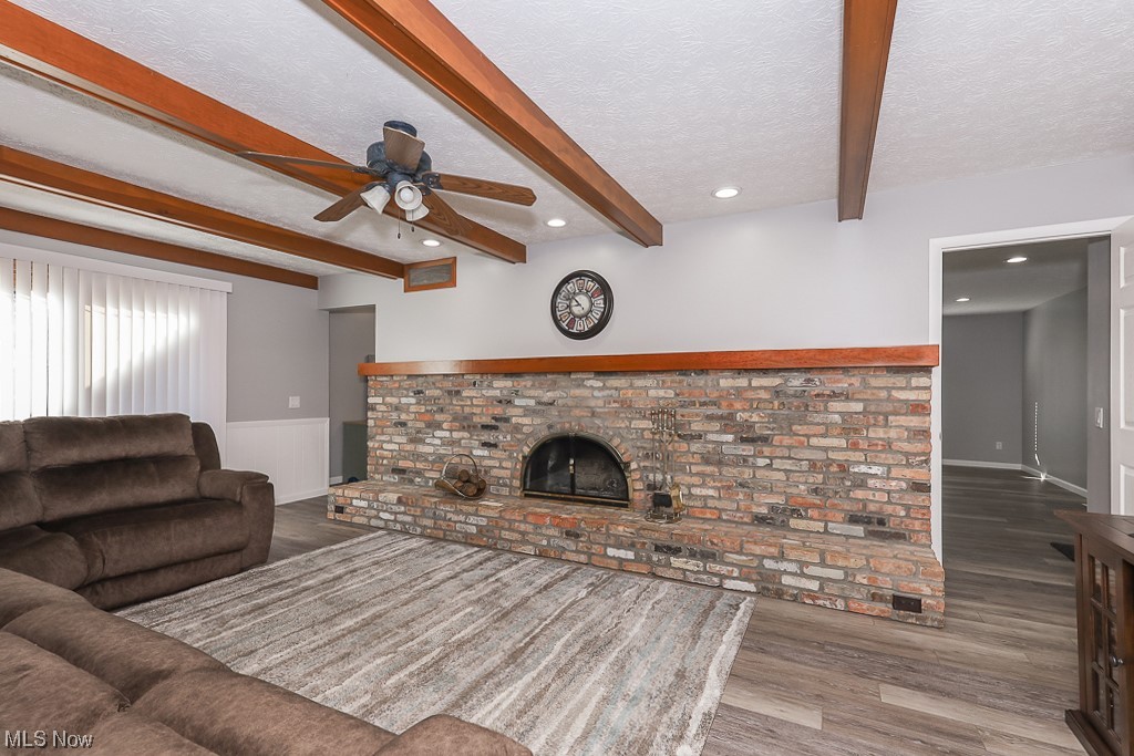 10811 Gate Post Road Strongsville, OH 44149 - Photo 12 of 28 Gallery Image 12