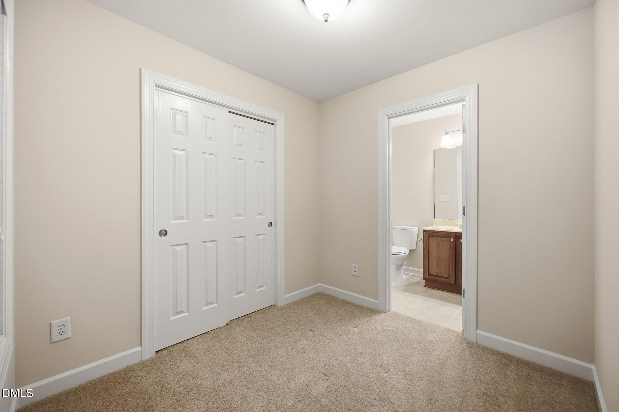 3106 Hudson Hill Lane Raleigh, NC 27612 - Photo 20 of 42 24-web-or-mls-IMG_9711